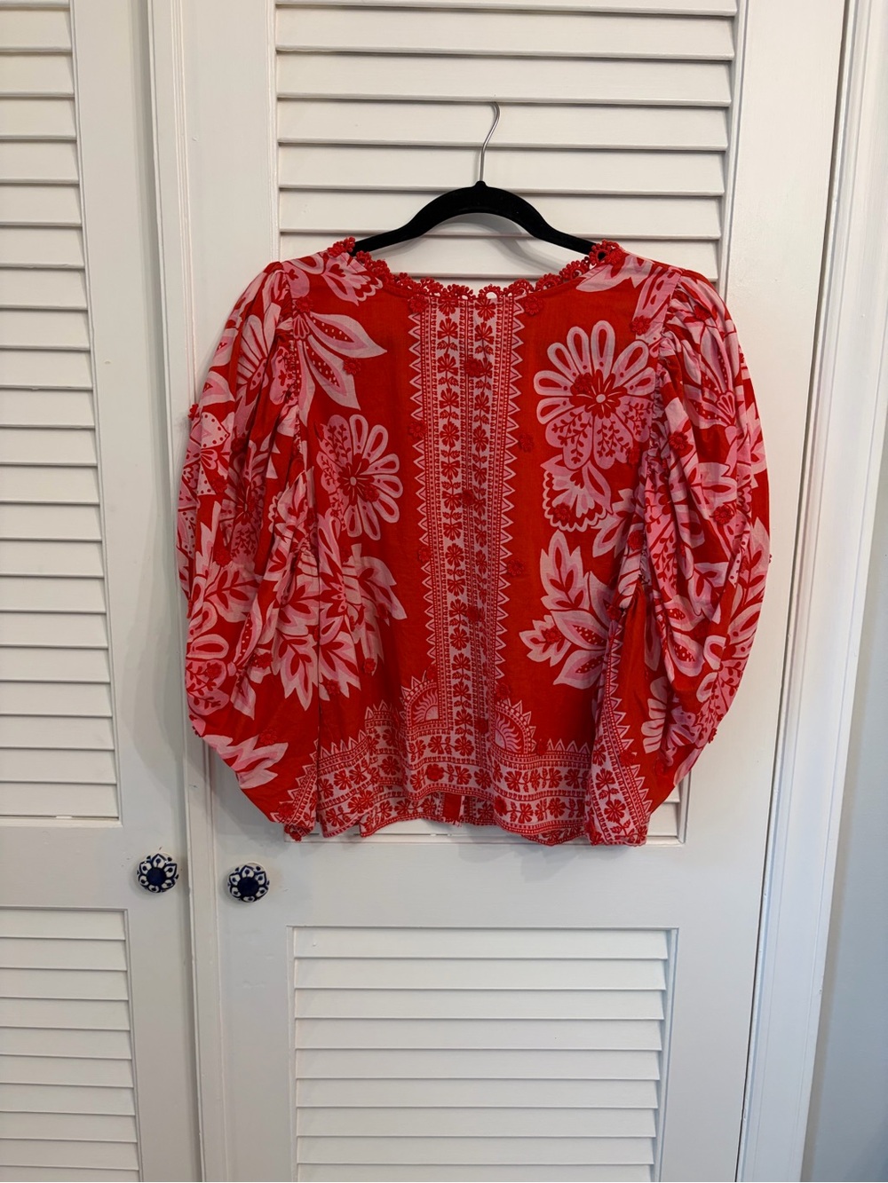 Farm Rio Red Floral Puff-Sleeve Blouse, Sz L - Picture 7 of 7
